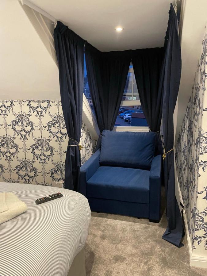 Deluxe Studios With Spa Included Portsmouth Exterior foto