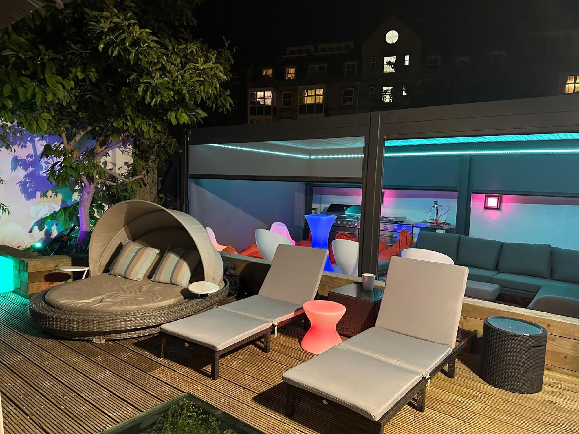 Deluxe Studios With Spa Included Portsmouth Exterior foto