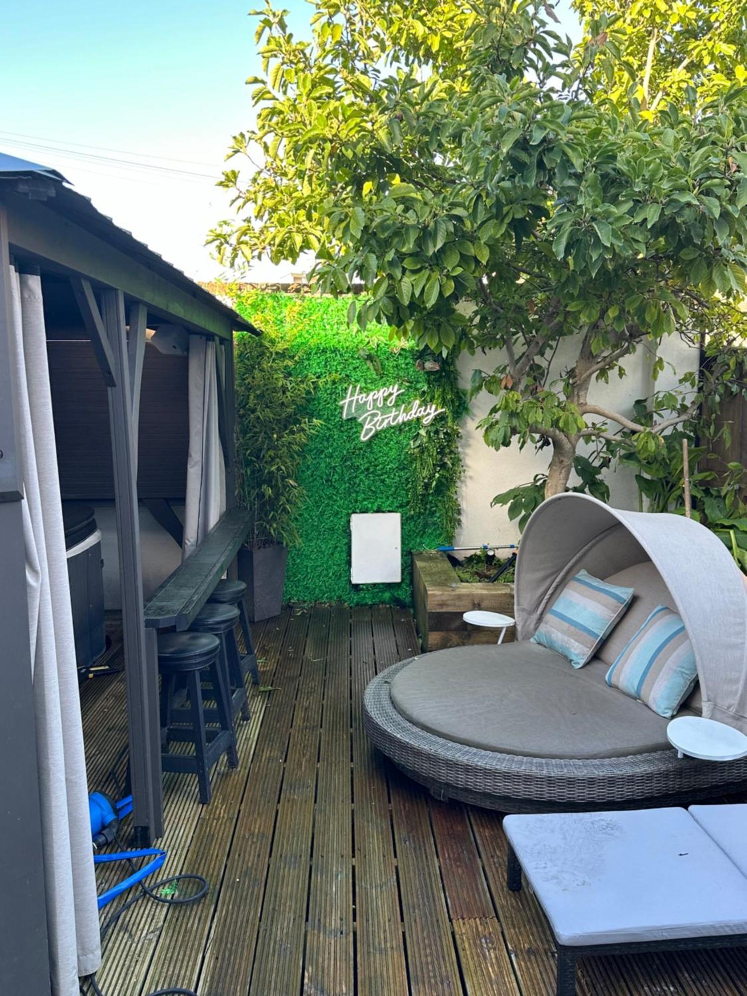 Deluxe Studios With Spa Included Portsmouth Exterior foto